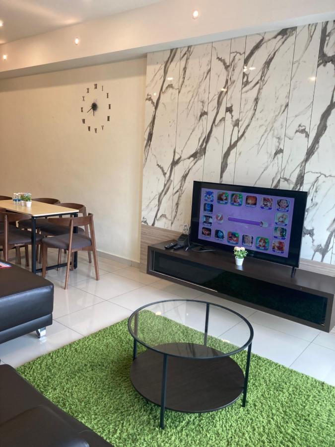 Cameron Avilion Aishomestay Тана Рата Екстериор снимка
